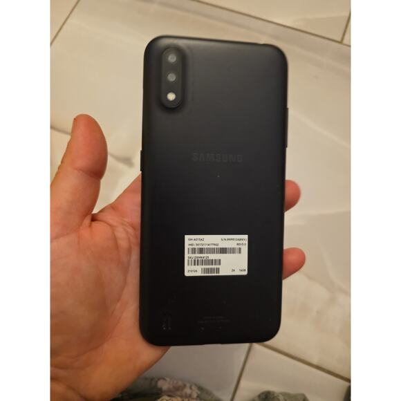 Samsung Galaxy A01 - 16GB - Smartphone - Cricket - Works Great - Picture 2 of 16